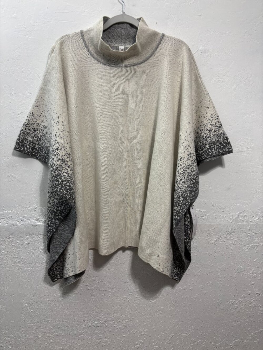 NWT Indigenous Organic Cotton Poncho Shawl Fair Trade Knit Hand Loomed OS